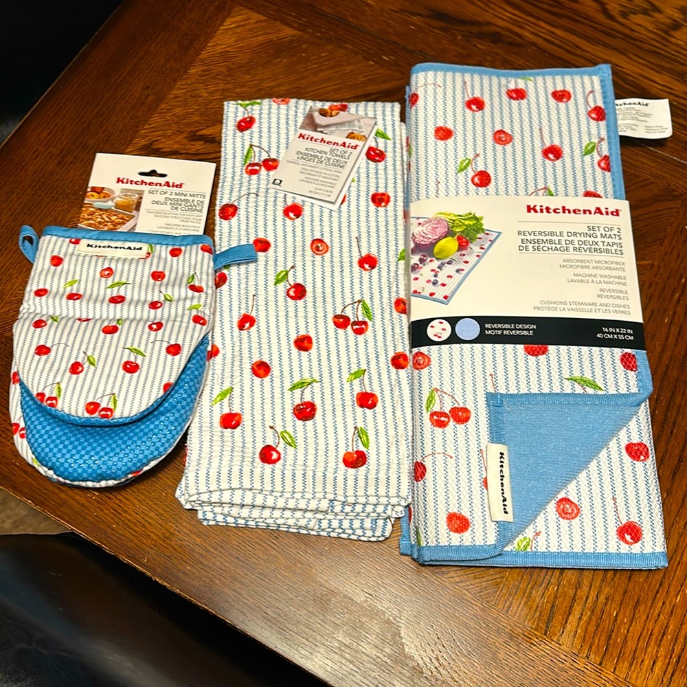 NWT Kitchen Aid Bundle! Cherry design. Price includes all three sets!